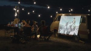 Outdoor-Projector-Screens